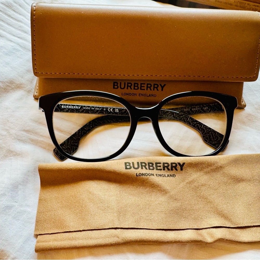 Burberry Black Rectangular Glasses